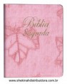/products/biblia-sagrada-pequena-capa-luxo-rosa/
